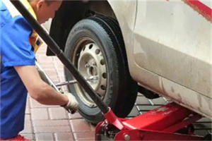 圆明园附近拖车24小时服务热线电话